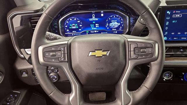2023 Chevrolet Silverado 1500 4WD Crew Cab Short Bed LT with 2FL