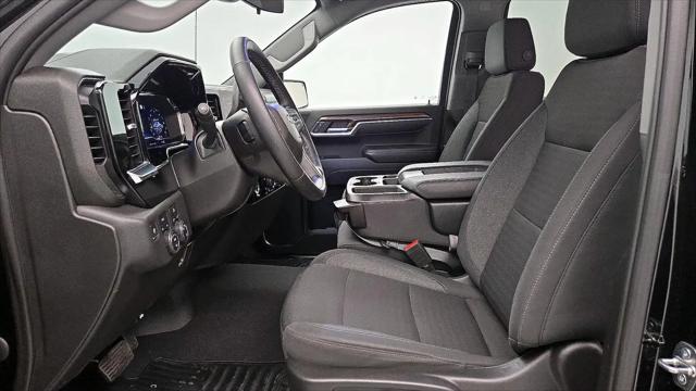 2023 Chevrolet Silverado 1500 4WD Crew Cab Short Bed LT with 2FL