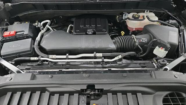 2023 Chevrolet Silverado 1500 4WD Crew Cab Short Bed LT with 2FL