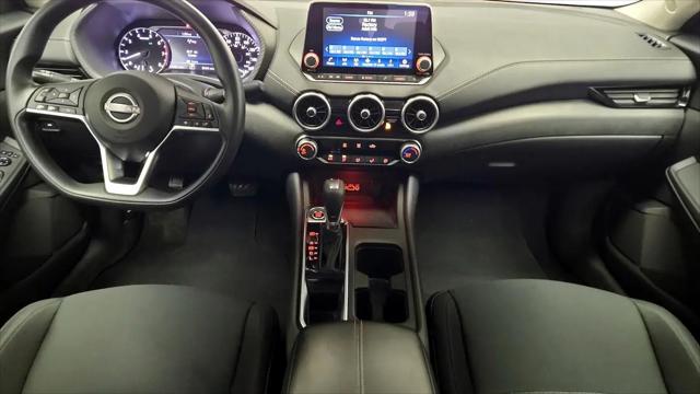 2024 Nissan Sentra SV Xtronic CVT