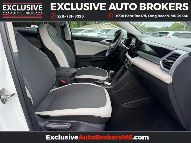 2026 Volkswagen Taos SE