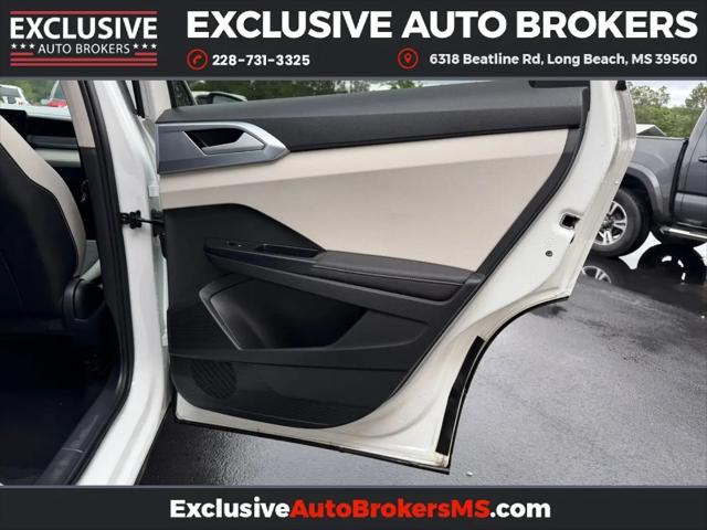 2026 Volkswagen Taos SE