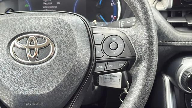 2025 Toyota RAV4 Hybrid LE