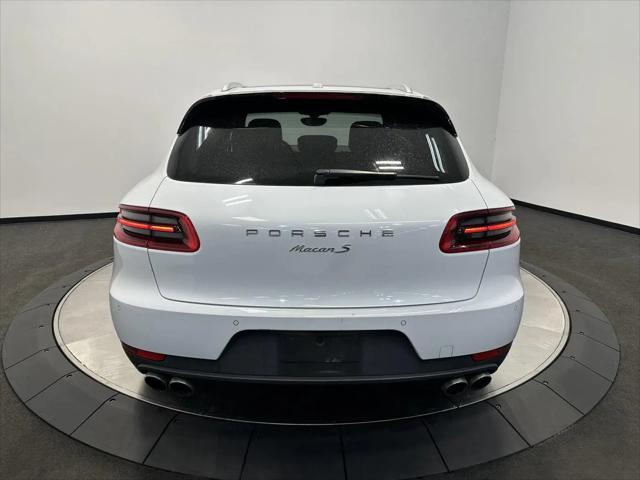 2016 Porsche Macan S