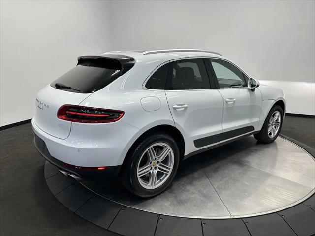 2016 Porsche Macan S