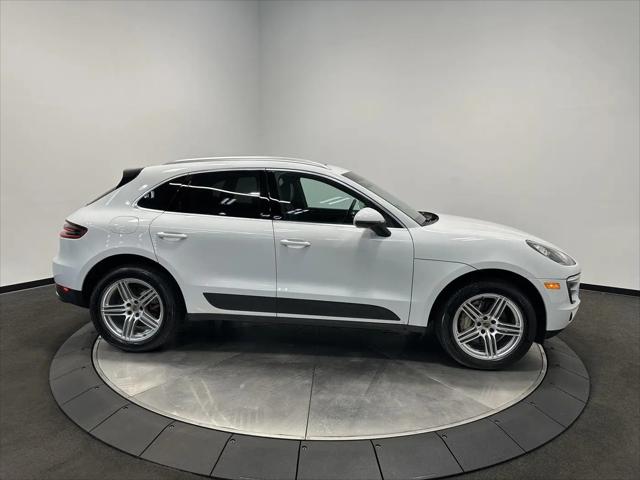 2016 Porsche Macan S