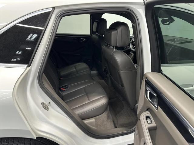 2016 Porsche Macan S