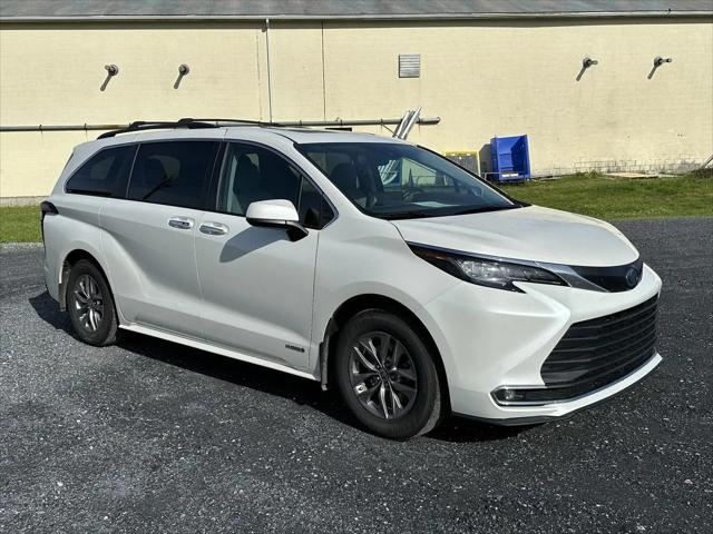 2021 Toyota Sienna XLE