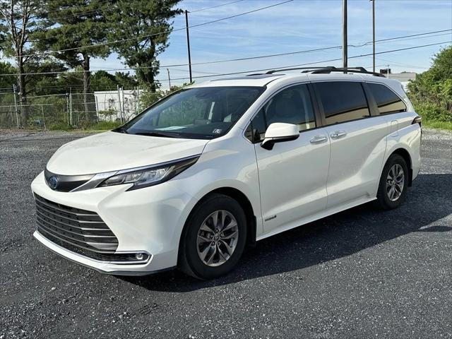 2021 Toyota Sienna XLE