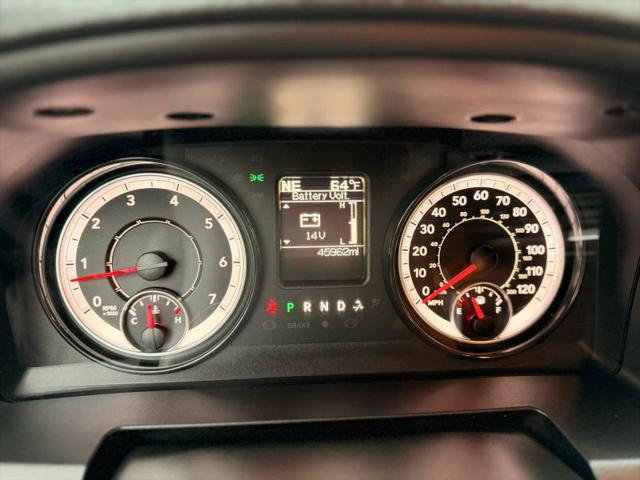 2024 Ram 1500 Classic Warlock Crew Cab 4x4 5'7" Box