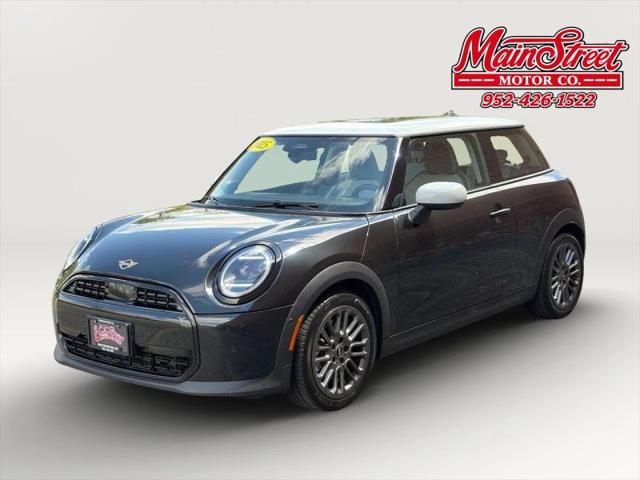 2025 MINI Hardtop Cooper