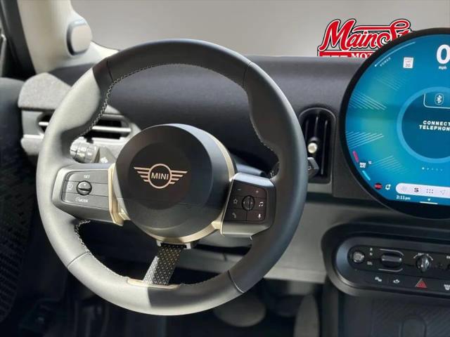 2025 MINI Hardtop Cooper