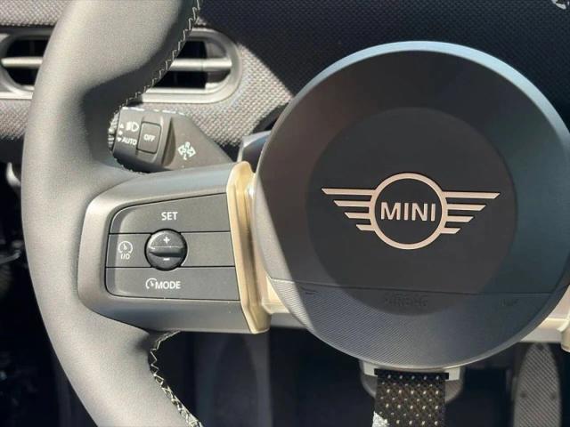 2025 MINI Hardtop Cooper