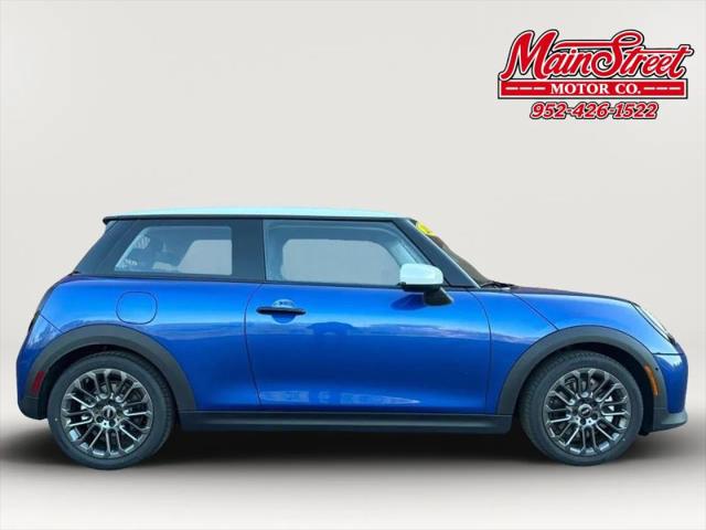 2025 MINI Hardtop Cooper