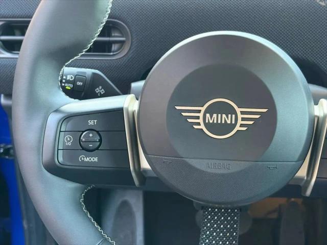 2025 MINI Hardtop Cooper