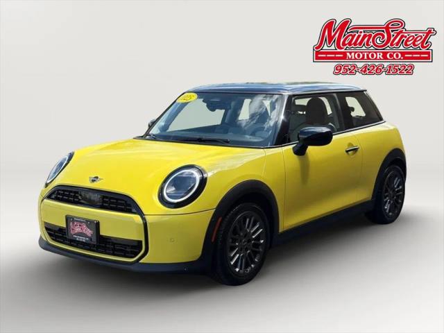 2025 MINI Hardtop Cooper