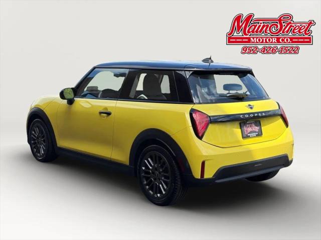 2025 MINI Hardtop Cooper