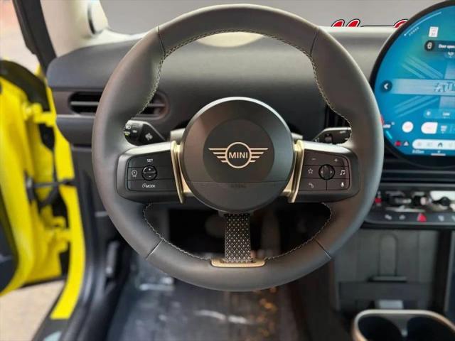 2025 MINI Hardtop Cooper