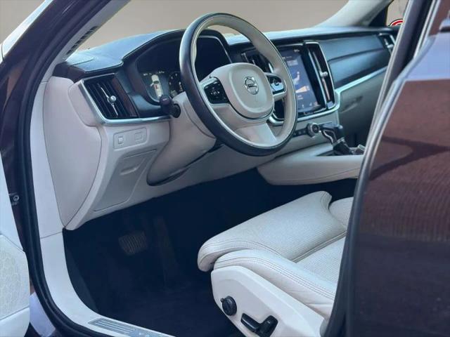 2017 Volvo V90 Cross Country T6