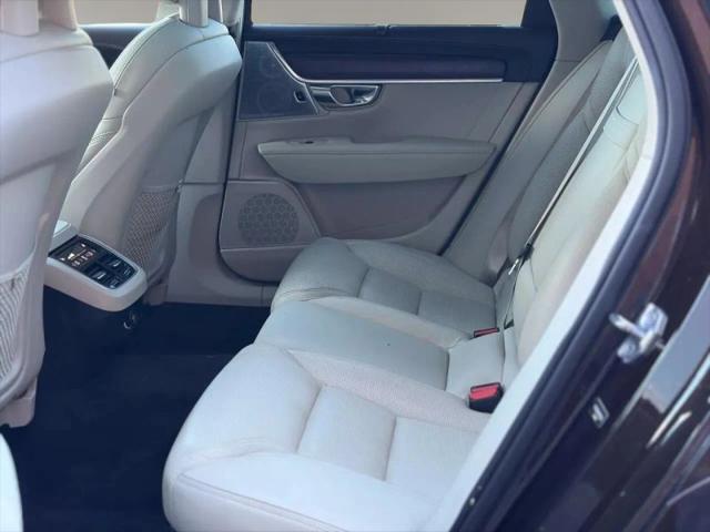 2017 Volvo V90 Cross Country T6