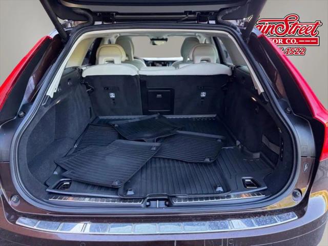 2017 Volvo V90 Cross Country T6