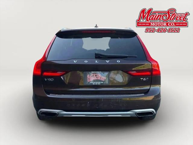 2017 Volvo V90 Cross Country T6