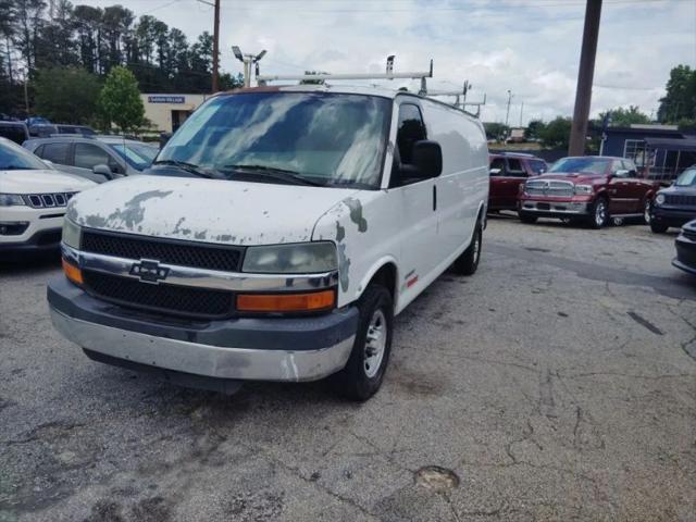 2005 Chevrolet Express Base
