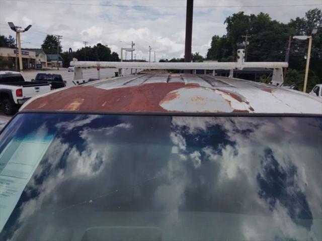 2005 Chevrolet Express Base
