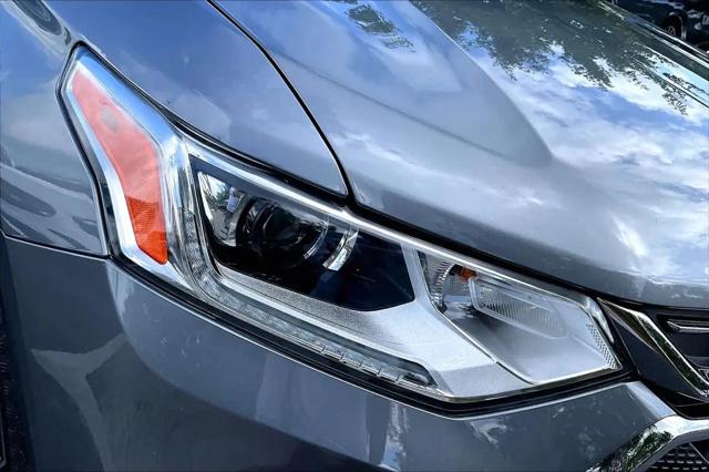2021 Chevrolet Traverse FWD LT Cloth