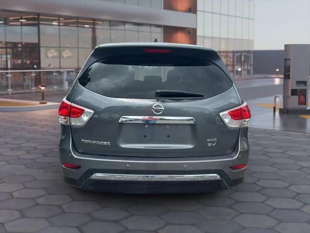 2016 Nissan Pathfinder SV