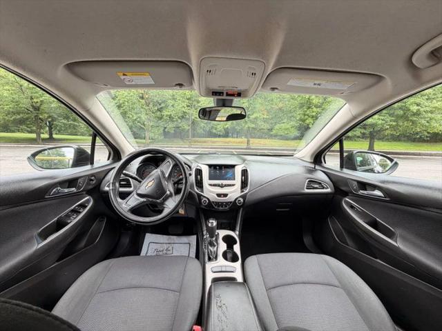 2017 Chevrolet Cruze LS Auto