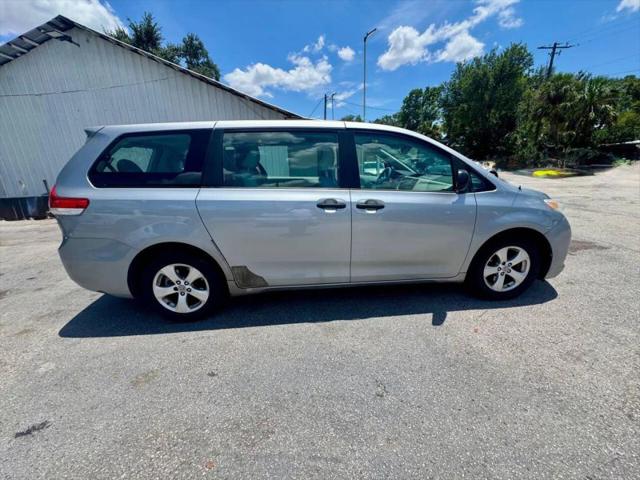 2012 Toyota Sienna Base V6 7 Passenger