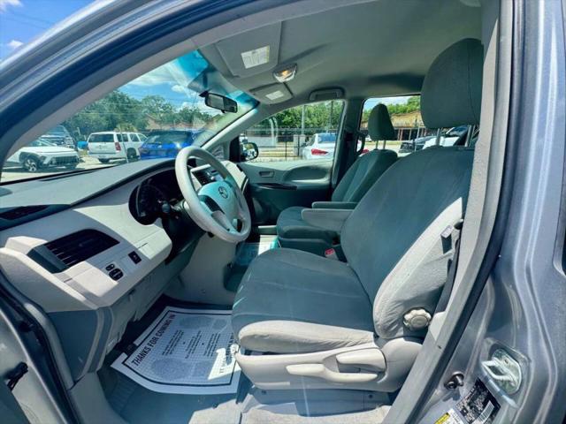 2012 Toyota Sienna Base V6 7 Passenger