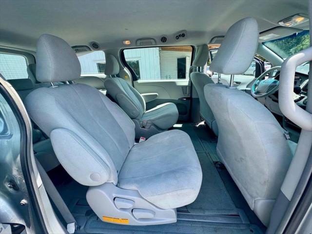 2012 Toyota Sienna Base V6 7 Passenger