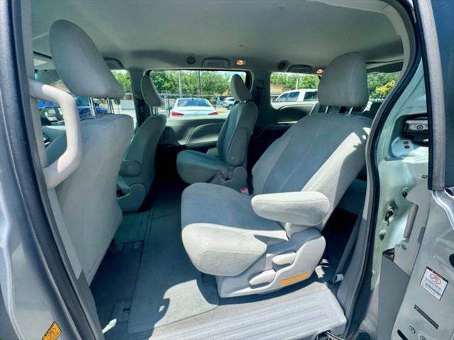 2012 Toyota Sienna Base V6 7 Passenger