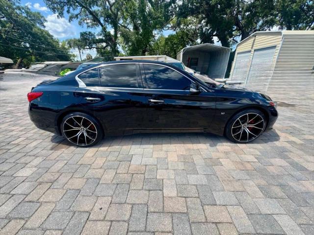 2015 INFINITI Q50 Premium