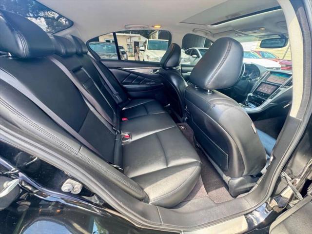 2015 INFINITI Q50 Premium