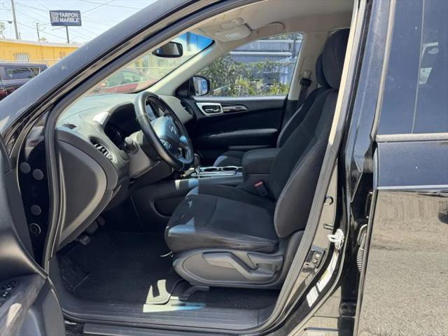 2014 Nissan Pathfinder S