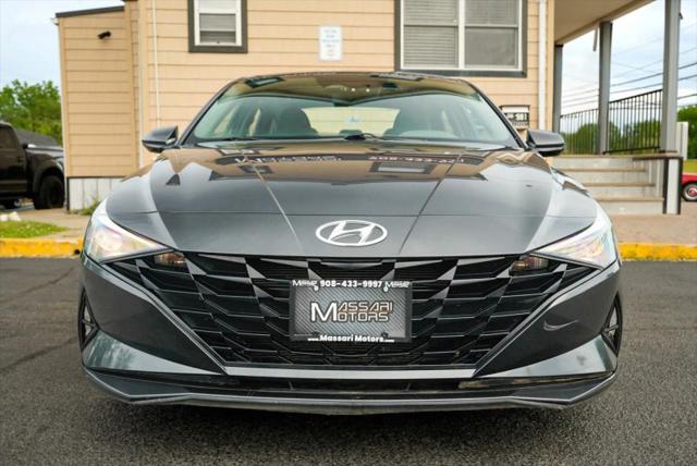 2021 Hyundai Elantra SE