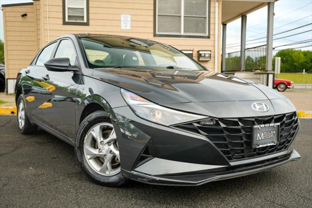 2021 Hyundai Elantra SE