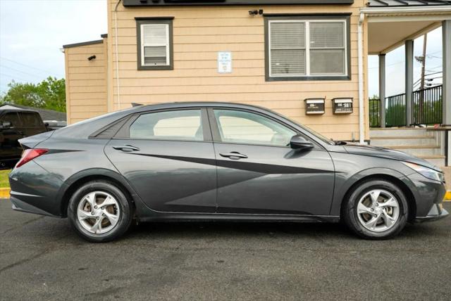 2021 Hyundai Elantra SE