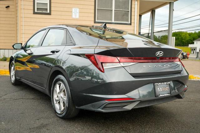 2021 Hyundai Elantra SE