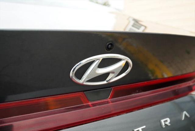 2021 Hyundai Elantra SE