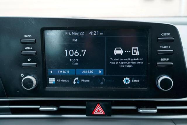 2021 Hyundai Elantra SE