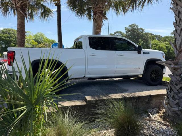 2022 GMC Sierra 1500 Limited AT4