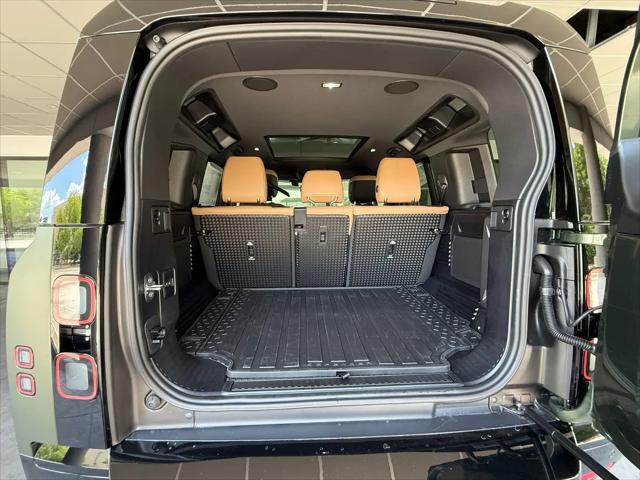 2026 Land Rover Defender P400 X-Dynamic SE