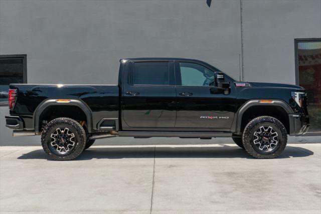 2026 GMC Sierra 2500HD Crew Cab, Standard Bed, AT4X, 4WD