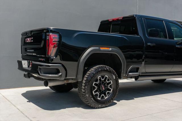 2026 GMC Sierra 2500HD Crew Cab, Standard Bed, AT4X, 4WD