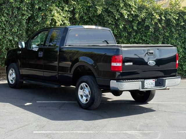 2004 Ford F-150 XLT