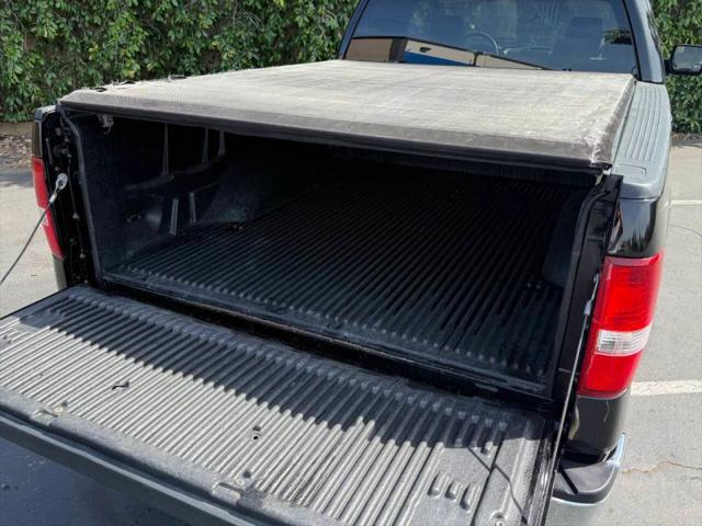 2004 Ford F-150 XLT